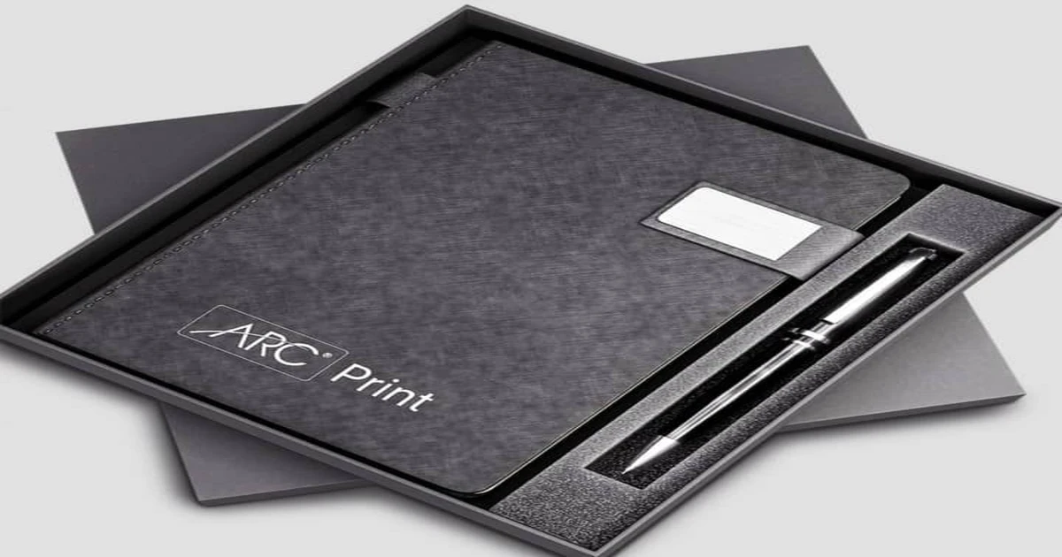Buy Summit Selection Combo Online at ARC Print | Premium Gift Sets ...