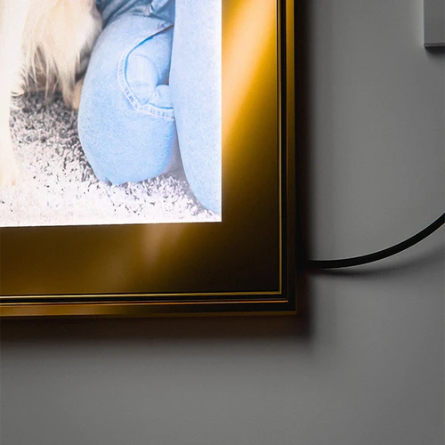LED Clip On Frame - detail view 1