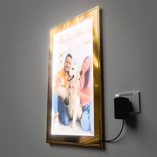 LED Clip On Frame - detail view 2