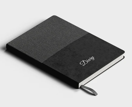 Custom Leather Diary - detail view 1