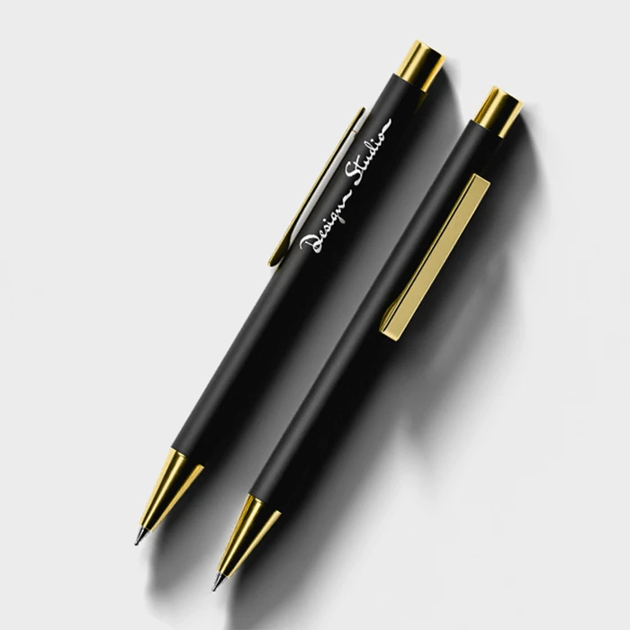 Pen with golden touch - gallery image 4