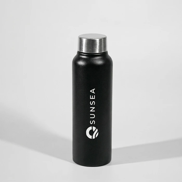 StraightCore Bottle with steel cap - gallery image 1