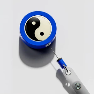 Retractable Card Holder - gallery image 3
